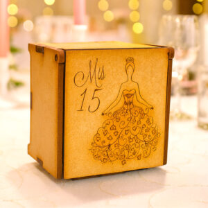 Caja 15 Años Princesa y Mariposa