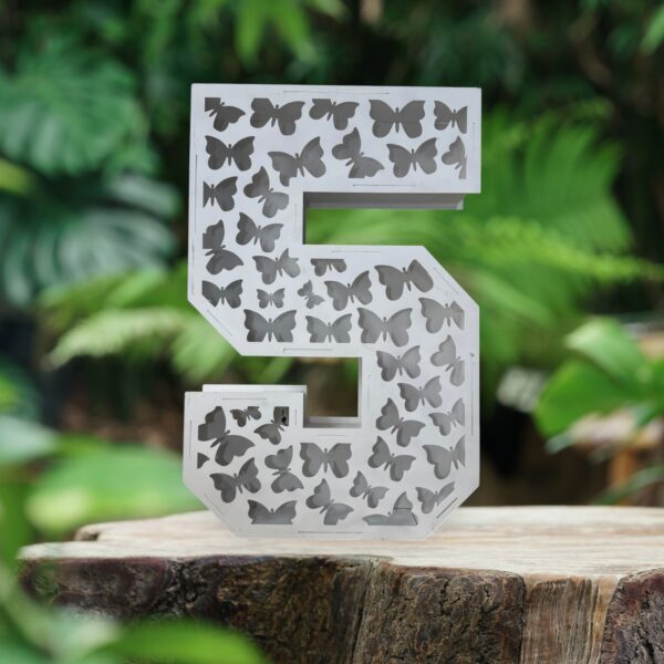 Número 5 Mariposas - Imagen 3